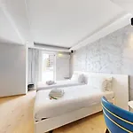 Hotel The G By Jl