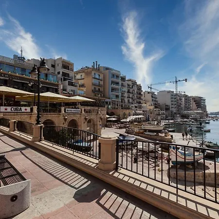The G By Jl 3* San Ġiljan