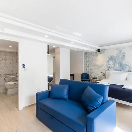 The G By Jl Hotel