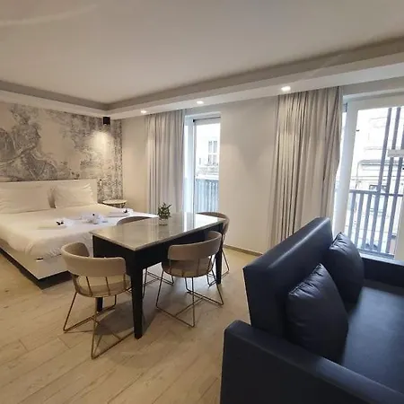 The G By Jl Hotel
