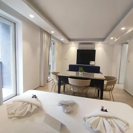 The G By Jl 3* San Ġiljan