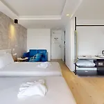 The G By Jl Otel Saint Julian's