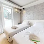 Otel The G By Jl Saint Julian's