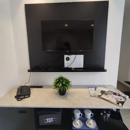 Hotel The G By Jl 3*