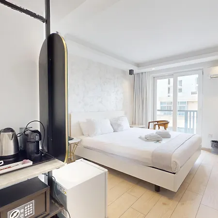 The G By Jl Hotel