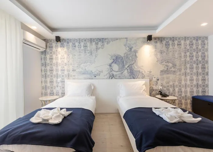 The G By Jl St. Julian's